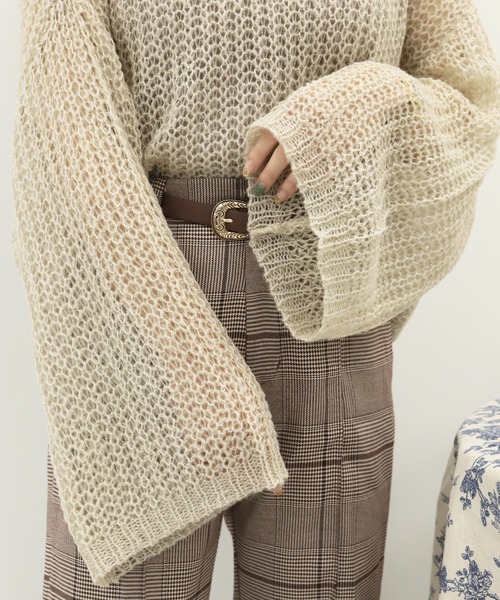 PairPair(ペアペア)の「ワイドスリーブシアーニット(ニット/セーター・レディース・ベージュ/ライトブラウン/ボルドー・FREE)」の12枚目の写真