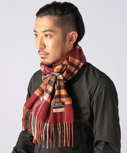 BEAMS（ビームス）の「◎BEAMS / チェック カシミヤ マフラー（マフラー・メンズ・グレー/ネイビー/ワイン・ONE SIZE）」の3枚目の写真