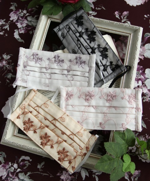 axes femme（アクシーズファム）の「繊細レースマスク（マスク・レディース・ブラック/ブラウン/ピンク/ラベンダー/ブルー/グリーン/ホワイト・MEDIUM）」の20枚目の写真