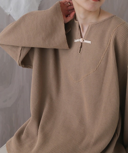 Bab（バブ）の「【WEB限定】チャイナボタンワッフルプルオーバー（Tシャツ/カットソー・レディース・アイボリー/ライトグレー/チャコールグレー/モカ・FREE）」の15枚目の写真