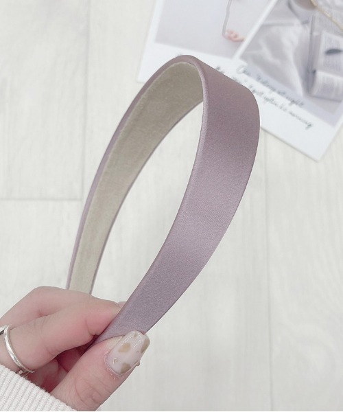 apres jour（アプレジュール）の「【apres jour×ARIAZ】サテンカチューシャ（カチューシャ・レディース・ブラック/ダークブラウン/ベージュ/ミント/モカ/ラベンダー/ピンクベージュ・FREE）」の12枚目の写真
