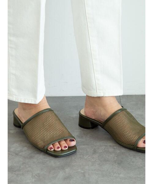 Green Parks(グリーンパークス)の「円柱ヒールメッシュサンダル*(サンダル・レディース・ブラック/ベージュ/カーキ・MEDIUM/LARGE/SMALL)」の7枚目の写真