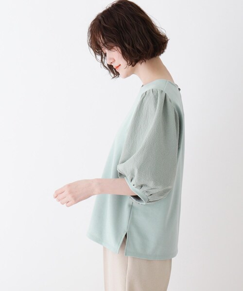 DRESKIP（ドレスキップ）の「◆異素材使いボリューム袖Tシャツ（Tシャツ/カットソー・レディース・ブラック/オフホワイト/ダークオレンジ/グリーン系・02/03/04）」の11枚目の写真