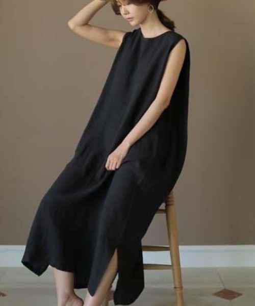 Alite cloth（アリーテクロス）の「リネン丸首ノースリーブマキシワンピース（ワンピース・レディース・ブラック/モカ/ライトベージュ・FREE）」の4枚目の写真