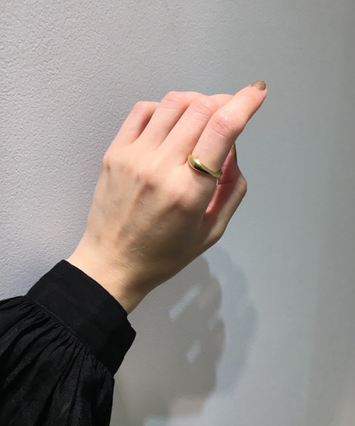 ANGIE（アンジー）の「ゴールドデザインリング（リング・レディース・ゴールド・FREE）」の5枚目の写真