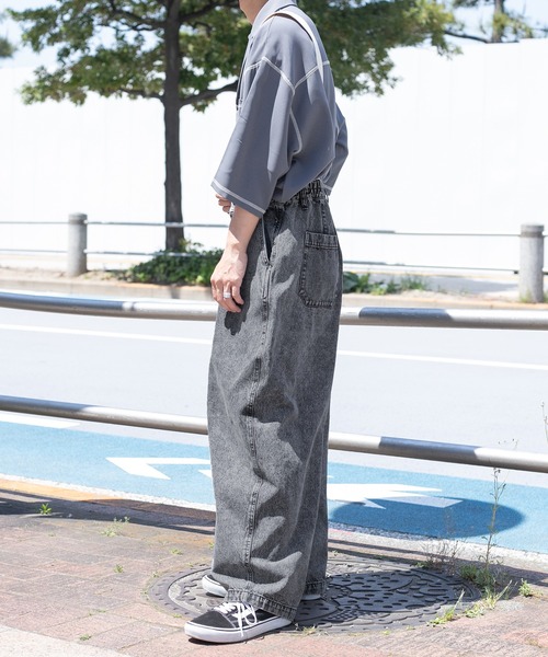 PairPair（ペアペア）の「ワイドデニムパンツ(ユニセックス)（デニムパンツ・メンズ・オフホワイト/サックスブルー/インディゴブルー/ブラック系その他・SMALL/MEDIUM/LARGE）」の12枚目の写真