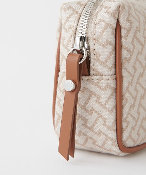 IACUCCI（イアクッチ）の「モノグランマ ポーチ JACQUARD/RUGA