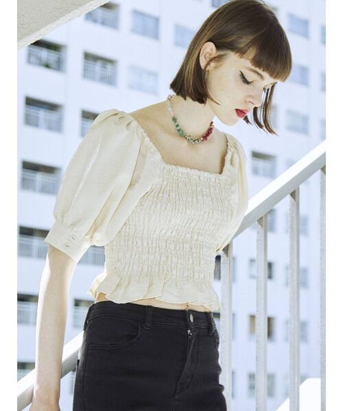 jouetie（ジュエティ）の「タックスリーブスクエアブラウス（シャツ/ブラウス・レディース・オフホワイト/ブラック/オレンジ・MEDIUM）」の4枚目の写真