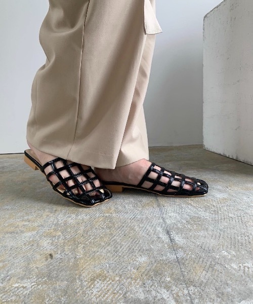 Amiur(エミレ)の「cutwork sandal(サンダル・レディース・ブラウン/ブラック・S/M/L)」の18枚目の写真
