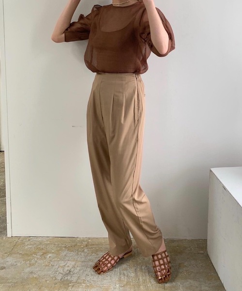 Amiur(エミレ)の「cutwork sandal(サンダル・レディース・ブラウン/ブラック・S/M/L)」の3枚目の写真