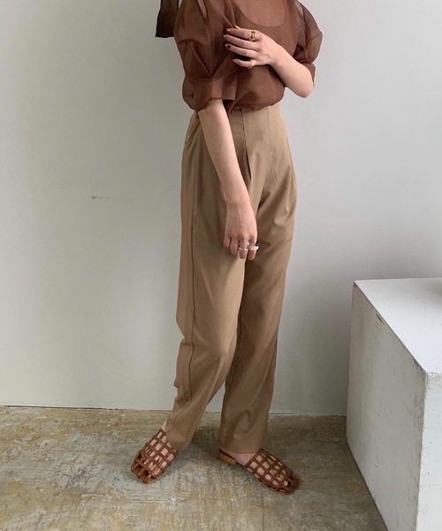 Amiur(エミレ)の「cutwork sandal(サンダル・レディース・ブラウン/ブラック・S/M/L)」の6枚目の写真