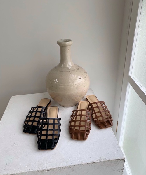 Amiur(エミレ)の「cutwork sandal(サンダル・レディース・ブラウン/ブラック・S/M/L)」の19枚目の写真