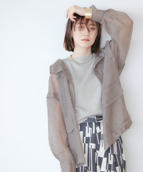 A part by（アパートバイ）の「Poシアーシャツブルゾン　952593（シャツ/ブラウス・レディース・ライトグレー/ベージュ/カーキ・FREE）」の2枚目の写真