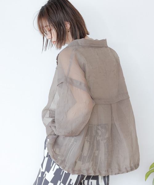 A part by（アパートバイ）の「Poシアーシャツブルゾン　952593（シャツ/ブラウス・レディース・ライトグレー/ベージュ/カーキ・FREE）」の4枚目の写真