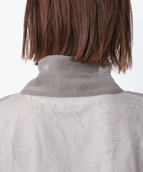 A part by（アパートバイ）の「Poシアーシャツブルゾン　952593（シャツ/ブラウス・レディース・ライトグレー/ベージュ/カーキ・FREE）」の16枚目の写真