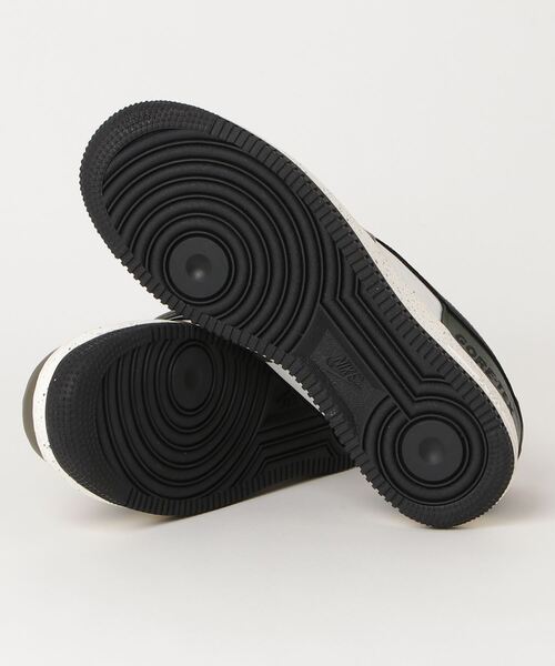 NIKE(ナイキ)の「NIKE AIR FORCE 1 GTX / ナイキ エア フォース 1 GTX 【SP】(スニーカー・メンズ・オリーブ・27.5cm/26.5cm/27.0cm/26.0cm/25.5cm/28.0cm/28.5cm/29.0cm/30.0cm)」の3枚目の写真