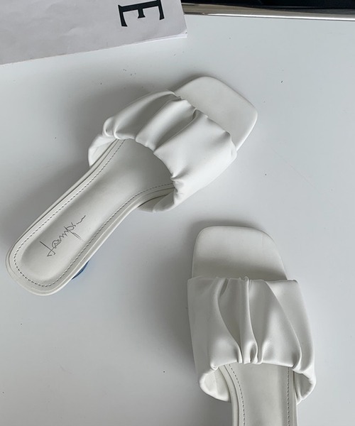 SMILE ORCHID（スマイルオーキッド）の「スクエアトゥ＆クリアヒールサンダル（サンダル・レディース・ホワイト/ブラック/グリーン・38/39/37）」の5枚目の写真