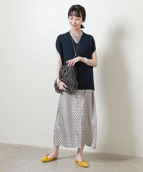 UNITED ARROWS(ユナイテッドアローズ)の「<UNITED ARROWS>バックボリューム フレンチスリーブ ニット W◆(ニット/セーター・レディース・ネイビー/レッド/モカ/その他7・FREE)」の4枚目の写真