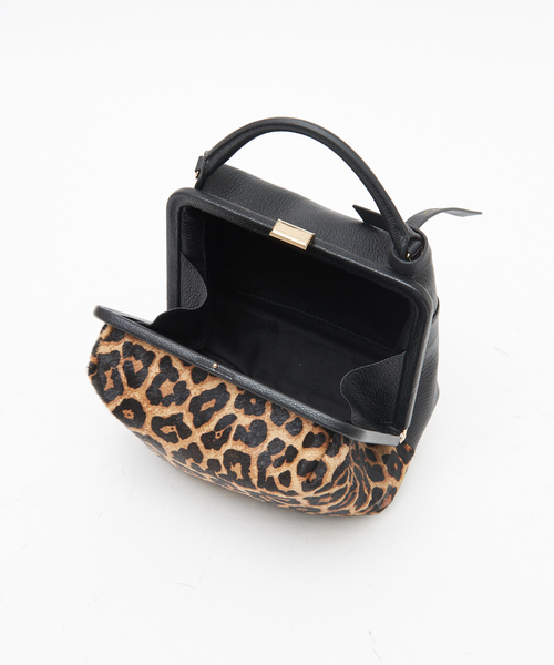 Rouge vif（ルージュヴィフ）の「【mica della valle】Cubetto 別注レオパード 2WAYショルダーバッグ（ショルダーバッグ・レディース・ブラウン・フリー）」の10枚目の写真