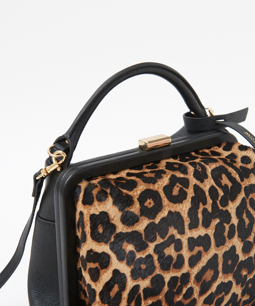 Rouge vif（ルージュヴィフ）の「【mica della valle】Cubetto 別注レオパード 2WAYショルダーバッグ（ショルダーバッグ・レディース・ブラウン・フリー）」の7枚目の写真