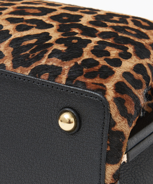 Rouge vif（ルージュヴィフ）の「【mica della valle】Cubetto 別注レオパード 2WAYショルダーバッグ（ショルダーバッグ・レディース・ブラウン・フリー）」の9枚目の写真
