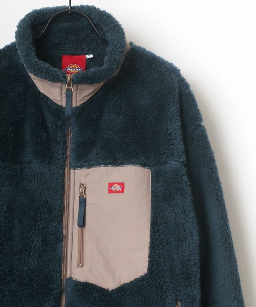 Dickies(ディッキーズ)の「Dickies/ディッキーズ ビッグシルエット シャギーボアフリース ポケット ブルゾン(ブルゾン・メンズ・ブラック/ベージュ/オフホワイト/ブルー系その他・M/L/XL)」の4枚目の写真