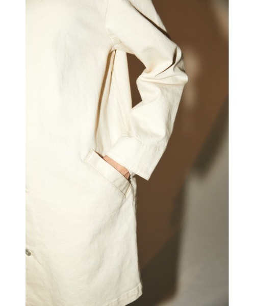 M_(エムアンダーバー)の「【M_】OGC OVERSIZED SHOP コート(その他アウター・レディース・アイボリー/ブラック・FREE)」の9枚目の写真