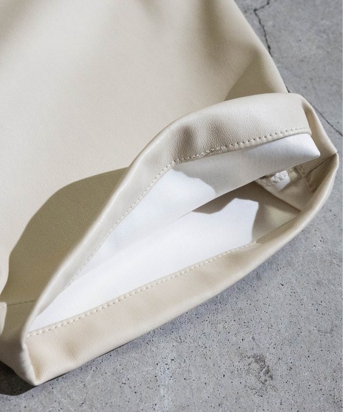 Naive magic（ナイーブマジック）の「【a】テックレザーイージーパンツ（その他パンツ・メンズ・グレー/ブラック/グリーン/アイボリー・LARGE/MEDIUM）」の10枚目の写真