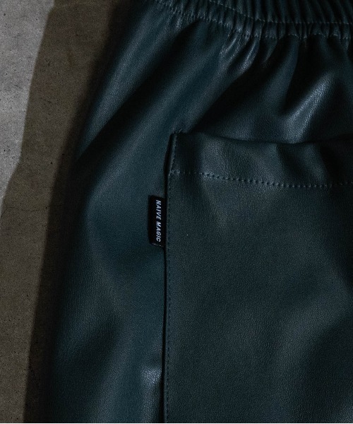 Naive magic（ナイーブマジック）の「【a】テックレザーイージーパンツ（その他パンツ・メンズ・グレー/ブラック/グリーン/アイボリー・LARGE/MEDIUM）」の18枚目の写真