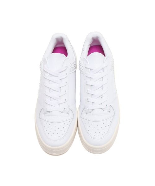 adidas（アディダス）の「adidas FORUM BOLD W / アディダス
