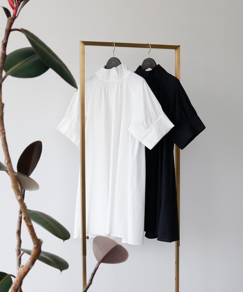 ELFRANK（エルフランク）の「ハイネックボリュームスリーブAラインチュニックブラウス（シャツ/ブラウス・レディース・ホワイト/ブラック・FREE）」の10枚目の写真