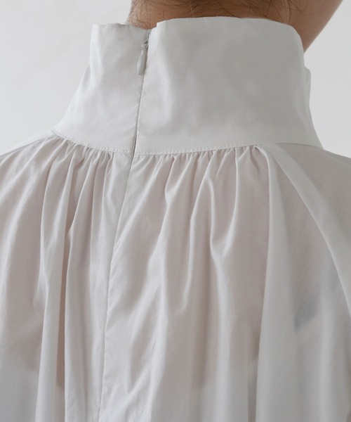 ELFRANK（エルフランク）の「ハイネックボリュームスリーブAラインチュニックブラウス（シャツ/ブラウス・レディース・ホワイト/ブラック・FREE）」の17枚目の写真