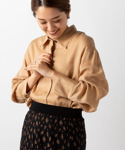 NOLLEY’S Sophi（ノーリーズソフィ）の「ドビーサテン袖フレアシャツ（シャツ/ブラウス・レディース・ベージュ/ライトパープル/ホワイト・38）」の21枚目の写真