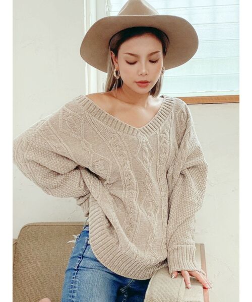 GYDA（ジェイダ）の「2WAYモールヤーンケーブルニット TOPS（ニット/セーター・レディース・オフホワイト/オリーブ/ベージュ・FREE）」の7枚目の写真