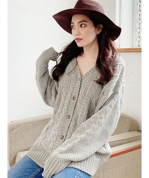 GYDA（ジェイダ）の「2WAYモールヤーンケーブルニット TOPS（ニット/セーター・レディース・オフホワイト/オリーブ/ベージュ・FREE）」の11枚目の写真