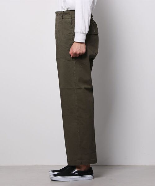 Universal Style Wear(ユニバーサルスタイルウェア)の「Universal Style Wear フネン ベイカーパンツ(チノパンツ・メンズ・カーキ/ブラック・MEDIUM/LARGE/X-LARGE)」の20枚目の写真