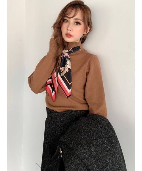 RESEXXY（リゼクシー）の「スカーフニットプルオーバー（ニット/セーター・レディース・ホワイト/ブラック/モカ/キャメル・FREE）」の17枚目の写真