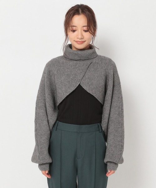mysty woman（ミスティウーマン）の「前後2WAYショートドルマンニット 255244（ニット/セーター・レディース・ベージュ/グレー/アイボリー/グリーン系・FREE）」の14枚目の写真
