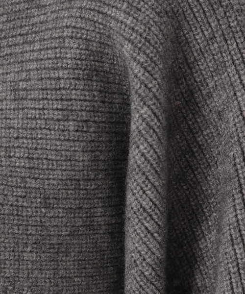 mysty woman（ミスティウーマン）の「前後2WAYショートドルマンニット 255244（ニット/セーター・レディース・ベージュ/グレー/アイボリー/グリーン系・FREE）」の10枚目の写真
