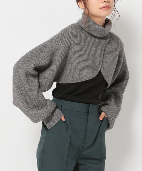 mysty woman（ミスティウーマン）の「前後2WAYショートドルマンニット 255244（ニット/セーター・レディース・ベージュ/グレー/アイボリー/グリーン系・FREE）」の20枚目の写真