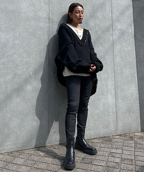 CREDONA（クレドナ）の「ブラックハイウエストスキニーデニム（デニムパンツ・レディース・ブラック・S/M/L）」の2枚目の写真