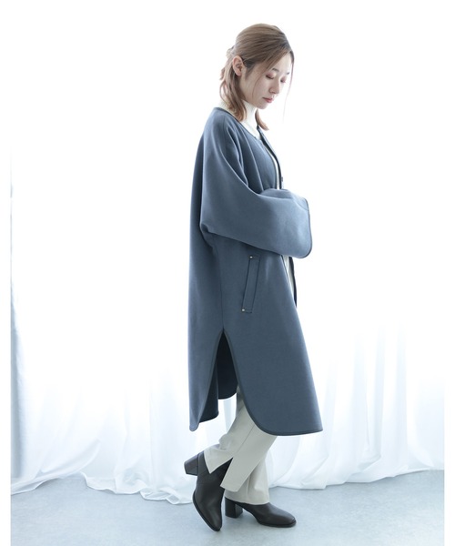 Emilyan（エミリアン）の「【2021AW】圧縮杢ニット・フェイクレザーパイピング・フレアーデザインコート（その他アウター・レディース・ブラウン/ブルー/アイボリー・9号）」の17枚目の写真