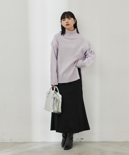 Aunt Marie's（アントマリーズ）の「ショルダータックカラータートルニット（ニット/セーター・レディース・ホワイト/ライトブルー/パープル/グリーン・FREE）」の15枚目の写真