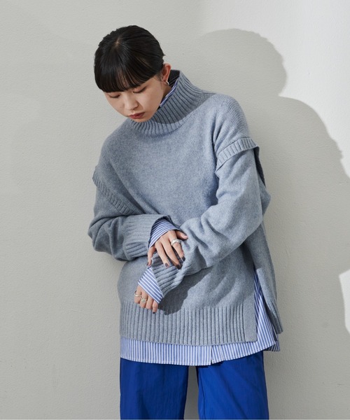 Aunt Marie's（アントマリーズ）の「ショルダータックカラータートルニット（ニット/セーター・レディース・ホワイト/ライトブルー/パープル/グリーン・FREE）」の9枚目の写真