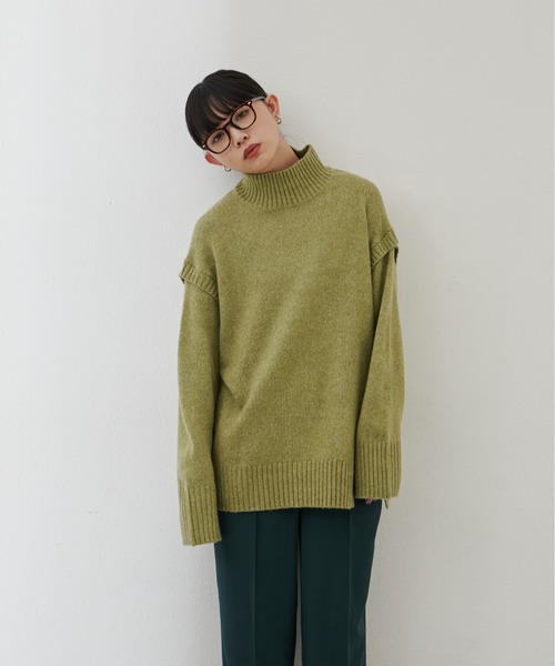 Aunt Marie's（アントマリーズ）の「ショルダータックカラータートルニット（ニット/セーター・レディース・ホワイト/ライトブルー/パープル/グリーン・FREE）」の7枚目の写真