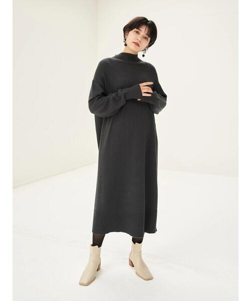 YECCA VECCA(イェッカヴェッカ)の「・バックスリットニットワンピース*(ワンピース・レディース・アイボリー/グリーン/チャコールグレー・FREE)」の4枚目の写真