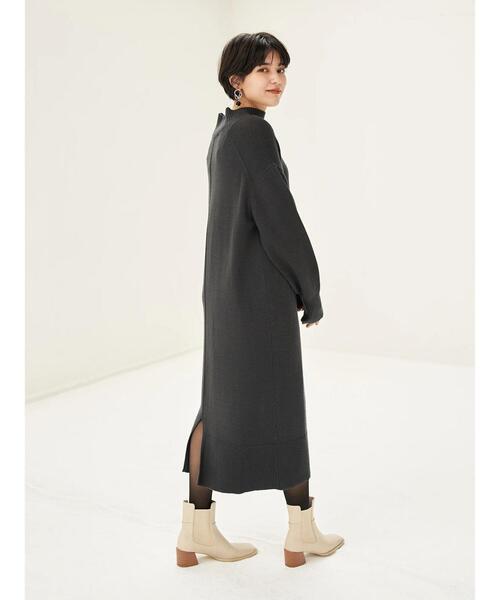 YECCA VECCA(イェッカヴェッカ)の「・バックスリットニットワンピース*(ワンピース・レディース・アイボリー/グリーン/チャコールグレー・FREE)」の6枚目の写真