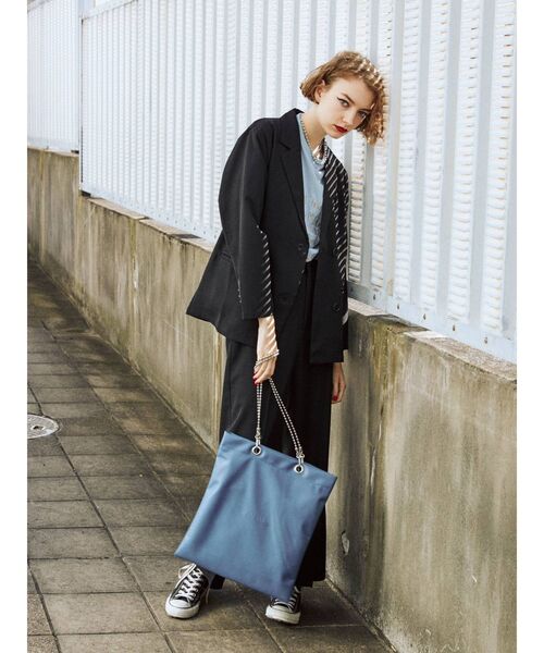 jouetie（ジュエティ）の「jouetie フェイクレザートート BAG（トートバッグ・レディース・ブラック/イエロー/ブルー/アイボリー・FREE）」の8枚目の写真