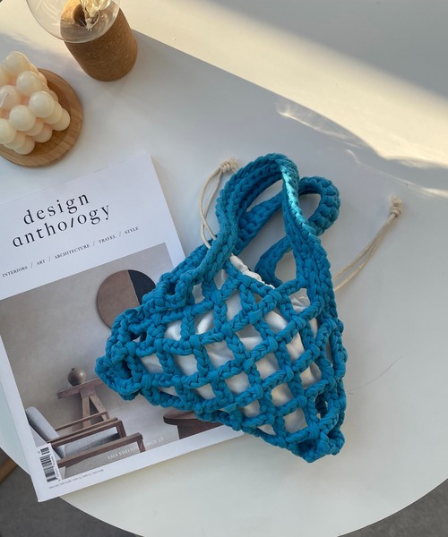 AS KNOW AS plus（アズノゥアズプラス）の「カラフル ミニあみバッグ（ハンドバッグ・レディース・ブラック/ピンク/イエロー/オレンジ/ブルー/グリーン・FREE）」の7枚目の写真