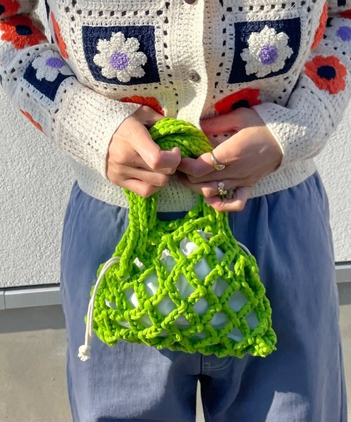 AS KNOW AS plus（アズノゥアズプラス）の「カラフル ミニあみバッグ（ハンドバッグ・レディース・ブラック/ピンク/イエロー/オレンジ/ブルー/グリーン・FREE）」の18枚目の写真